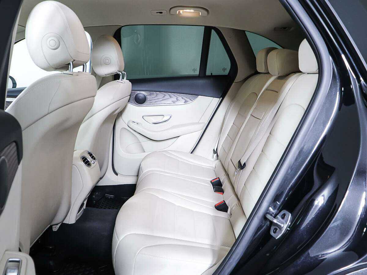 Б/У Мерседес-Бенц ГЛЦ 2021 года. Фото: #9