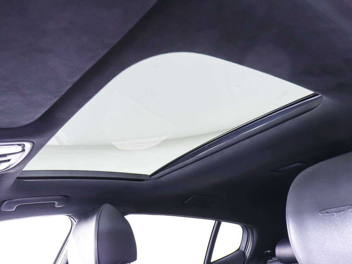 Б/У Киа Стингер 2018 года. Фото: #21