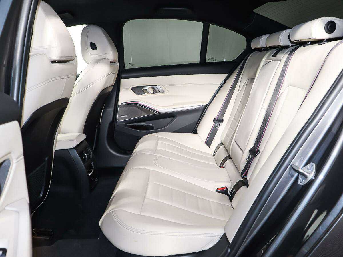 Б/У БМВ 3 серии 2021 года. Фото: #9