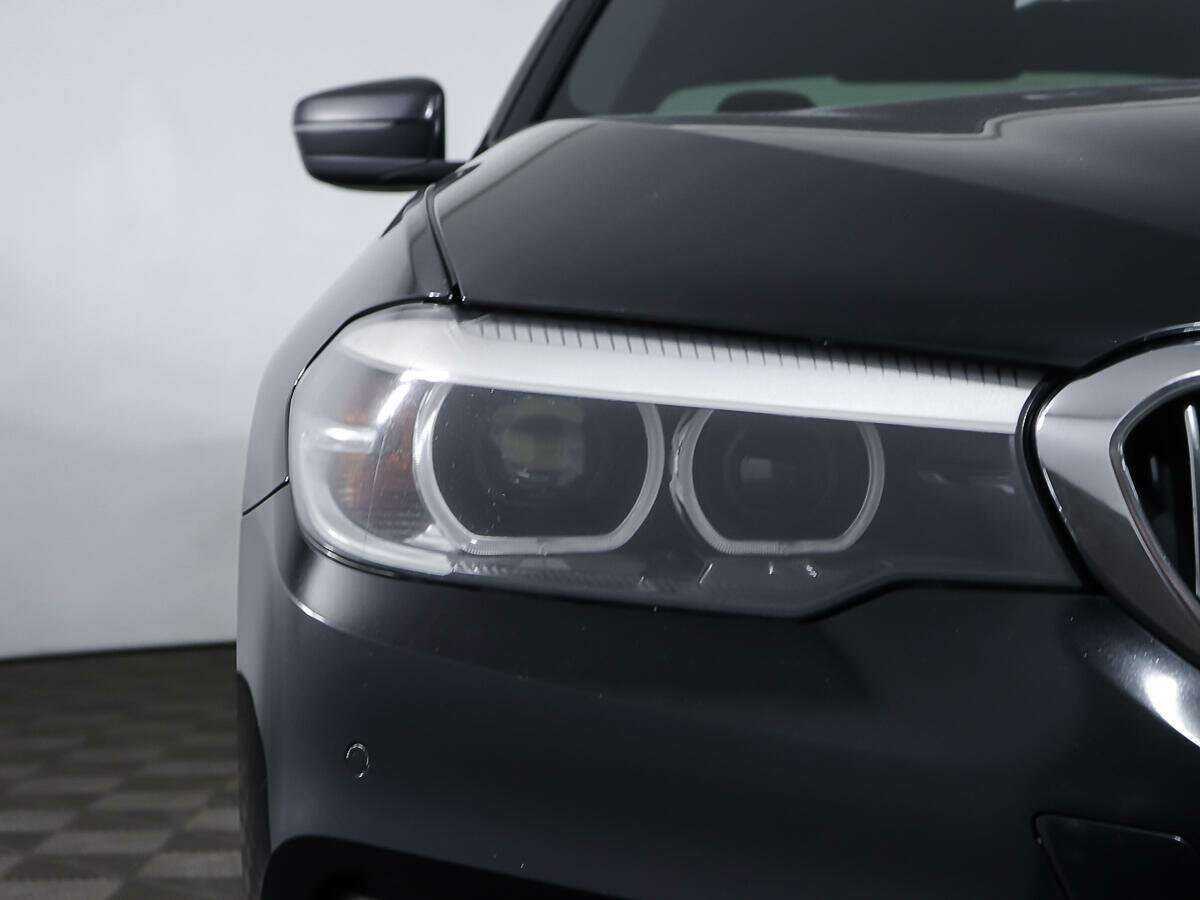 Б/У БМВ 5 серии 2017 года. Фото: #24