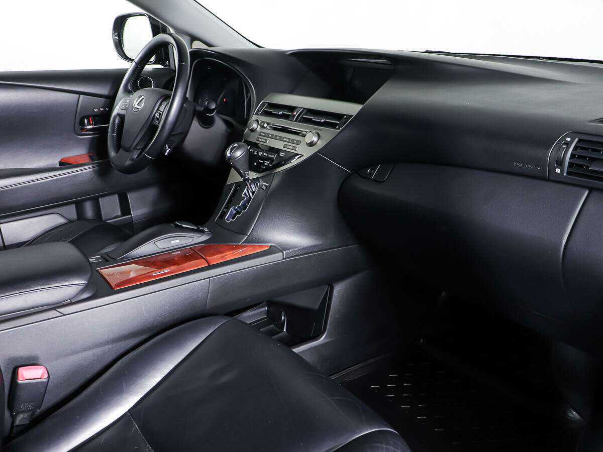 Б/У Лексус Р-Икс 2011 года. Фото: #9