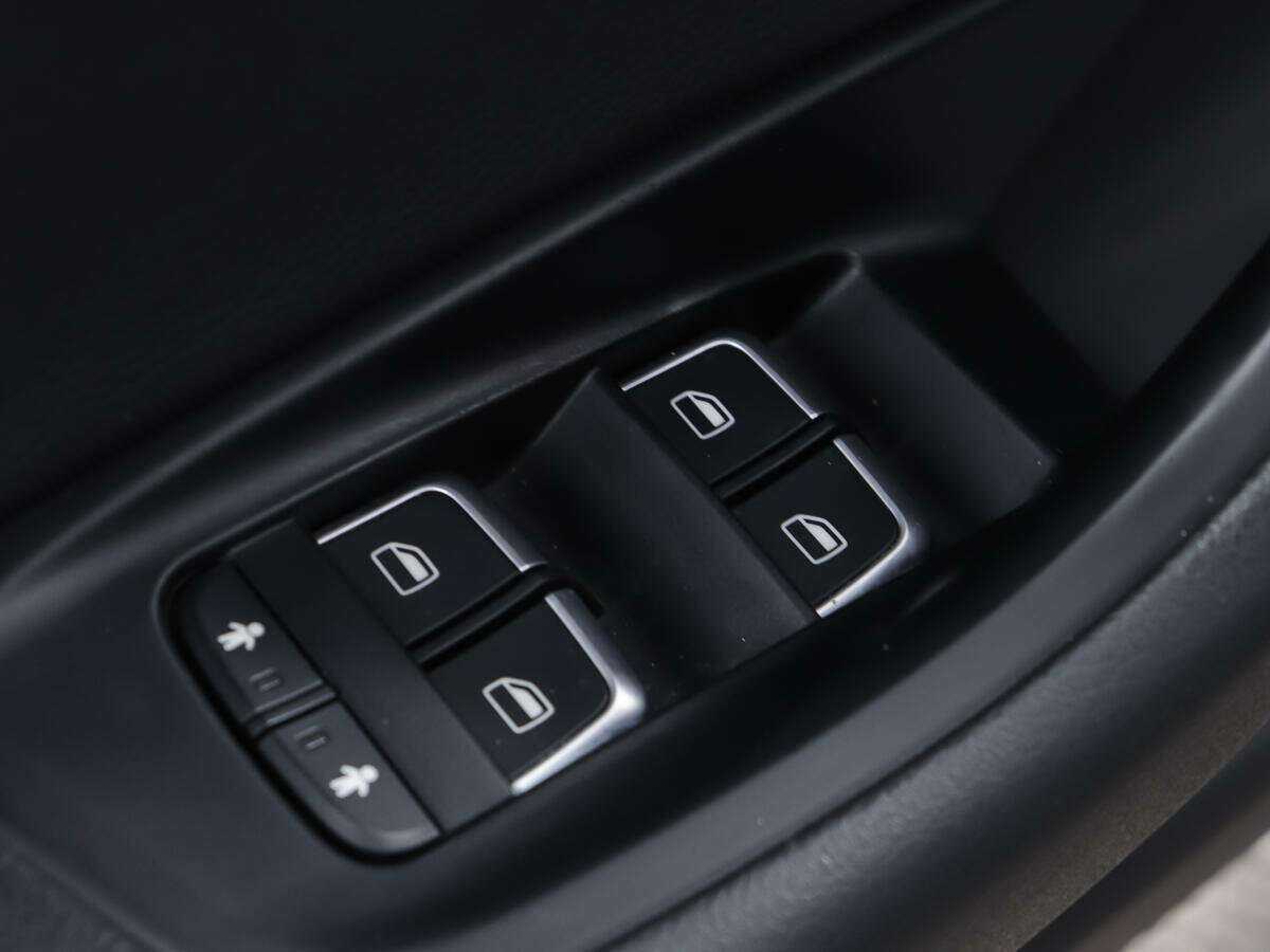 Б/У Ауди А6 2015 года. Фото: #20