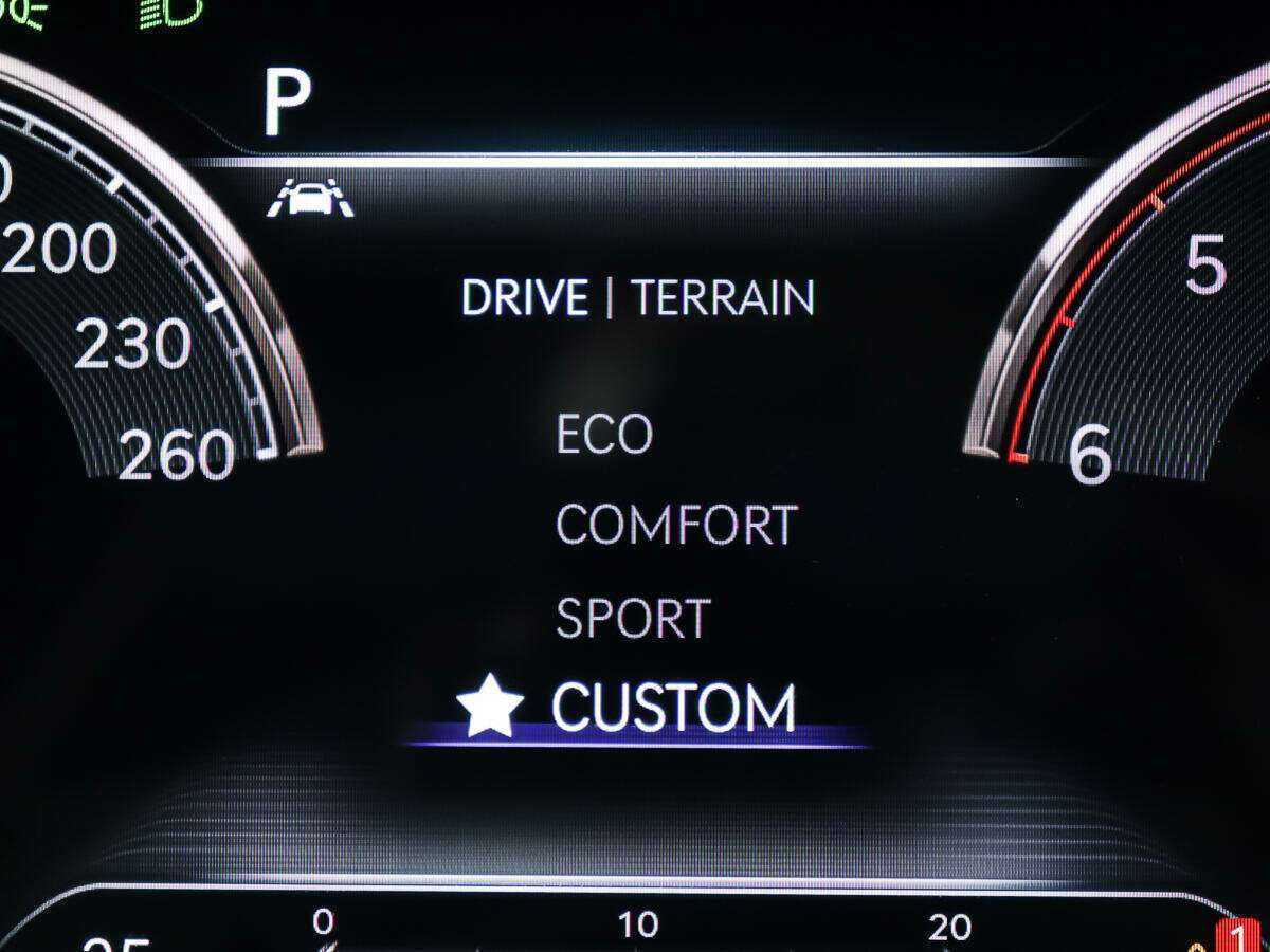 Б/У Генезис ГВ80 2021 года. Фото: #21