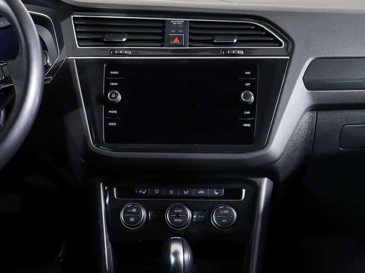 Б/У Фольксваген Тигуан 2017 года. Фото: #11