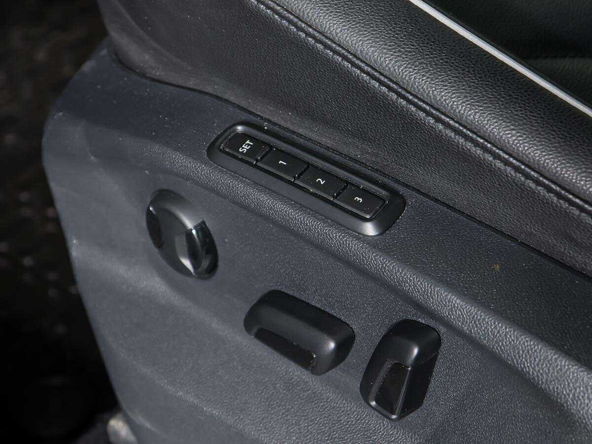 Б/У Фольксваген Тигуан 2017 года. Фото: #18