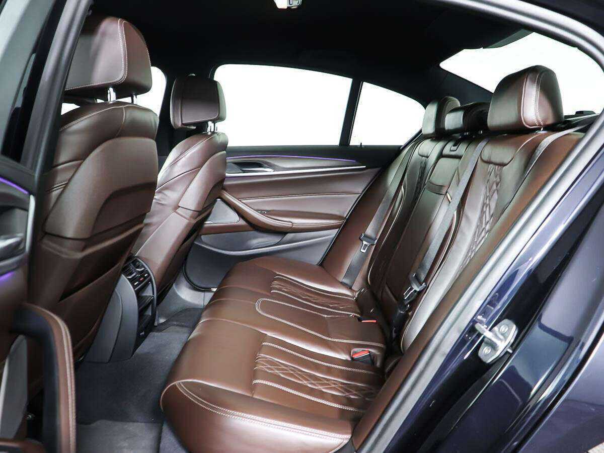 Б/У БМВ 5 серии 2017 года. Фото: #11