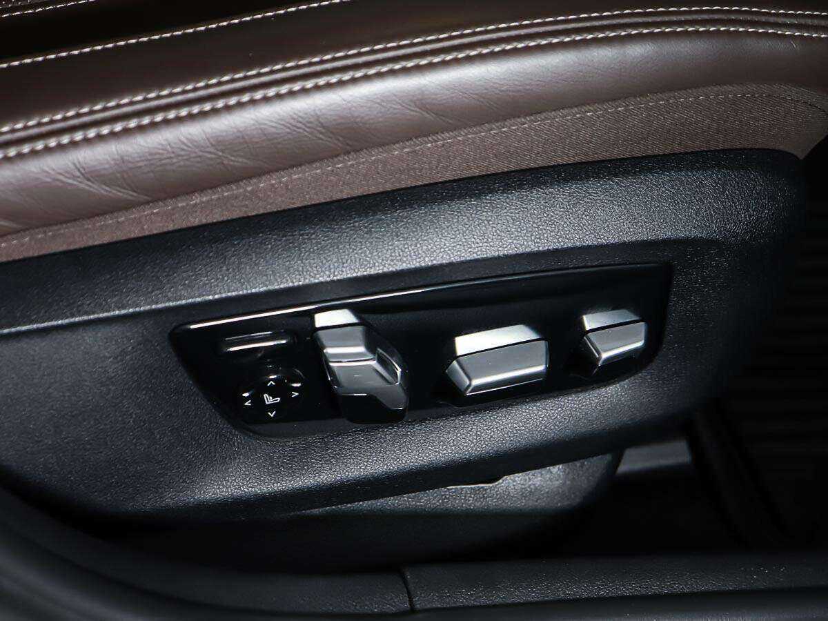 Б/У БМВ 5 серии 2017 года. Фото: #19