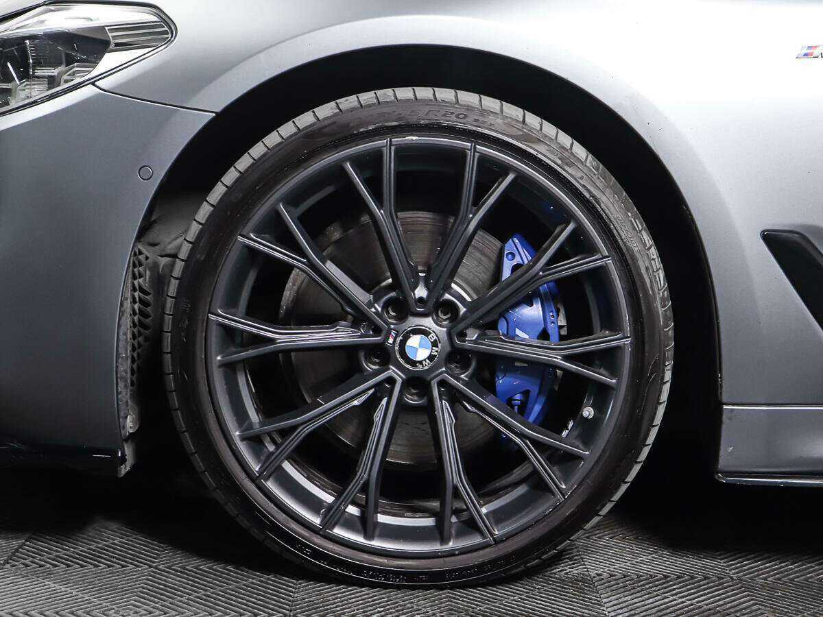 Б/У БМВ 5 серии 2017 года. Фото: #30