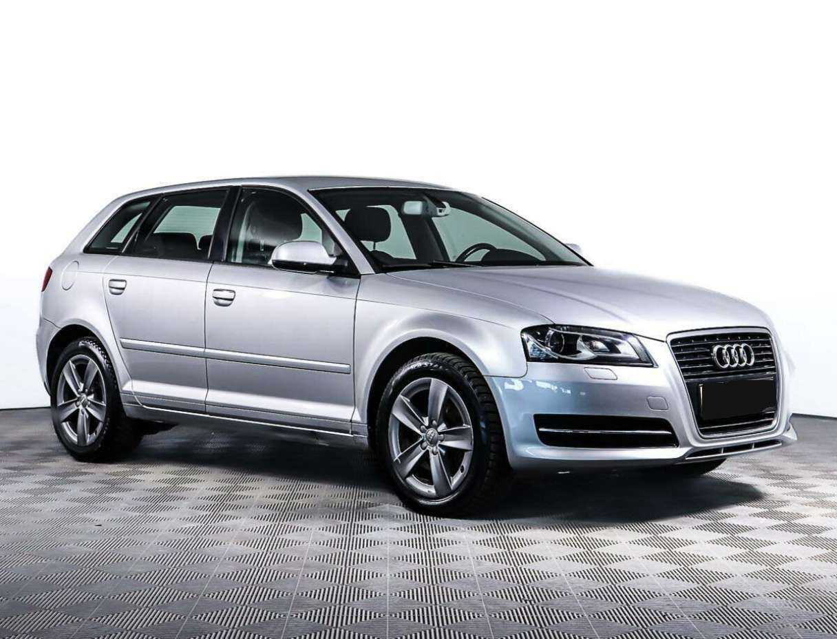 Б/У Ауди А3 2011 года. Фото: #2