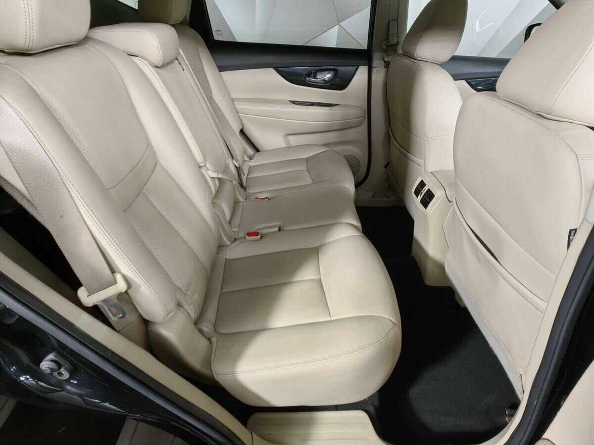 Б/У Ниссан Икс-Трейл 2018 года. Фото: #11