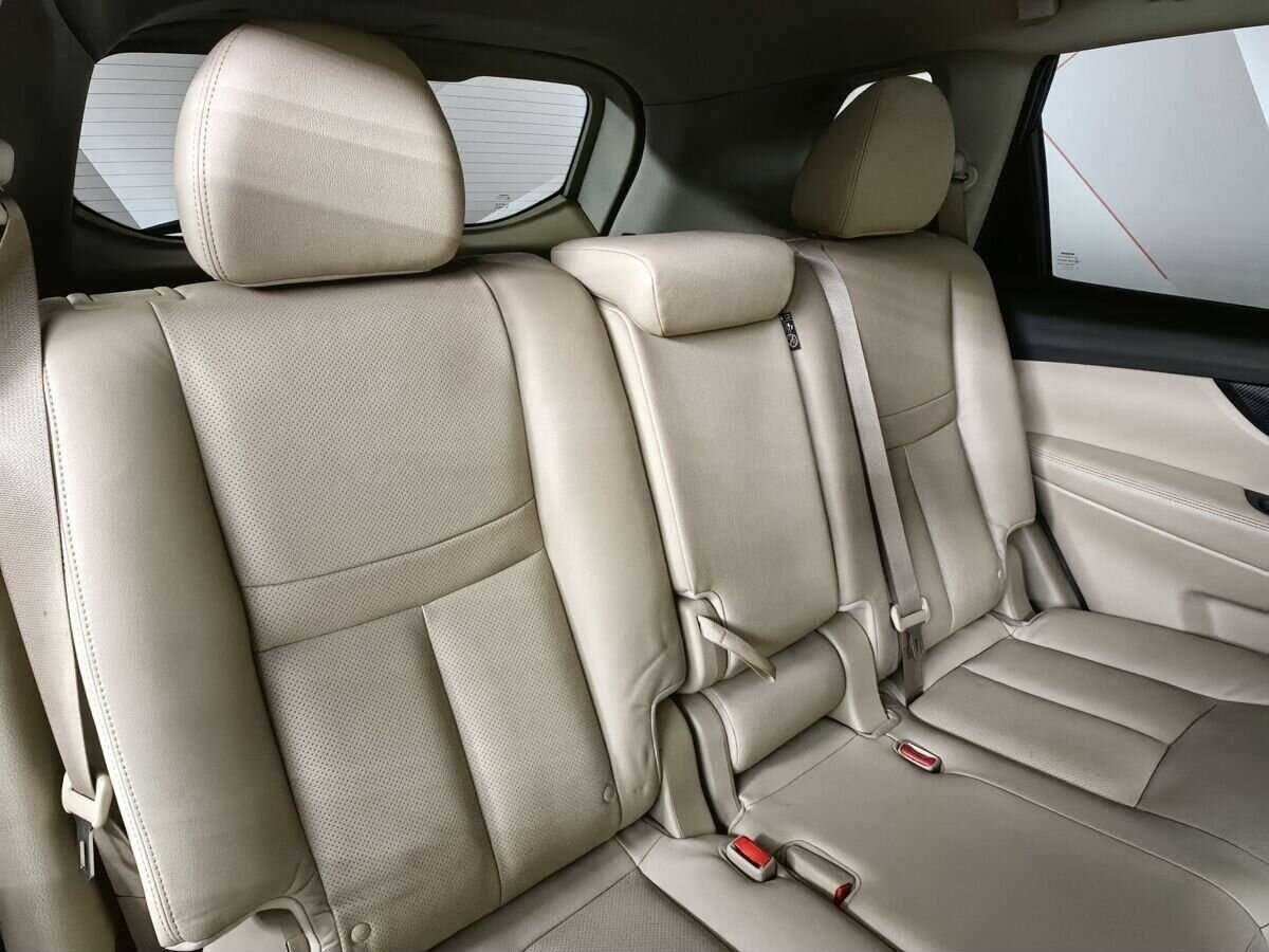 Б/У Ниссан Икс-Трейл 2018 года. Фото: #12