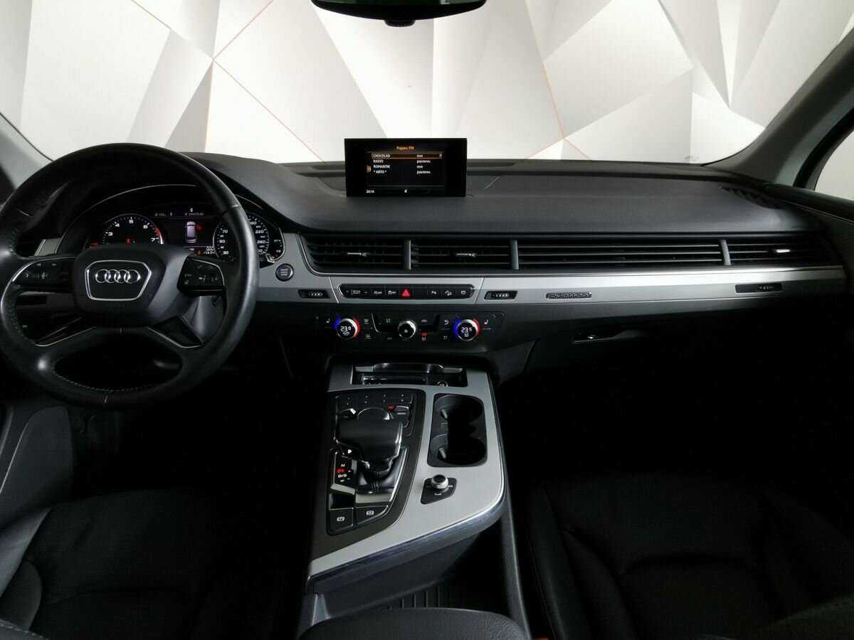 Б/У Ауди К7 2017 года. Фото: #7