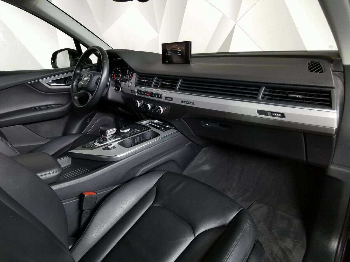 Б/У Ауди К7 2017 года. Фото: #13