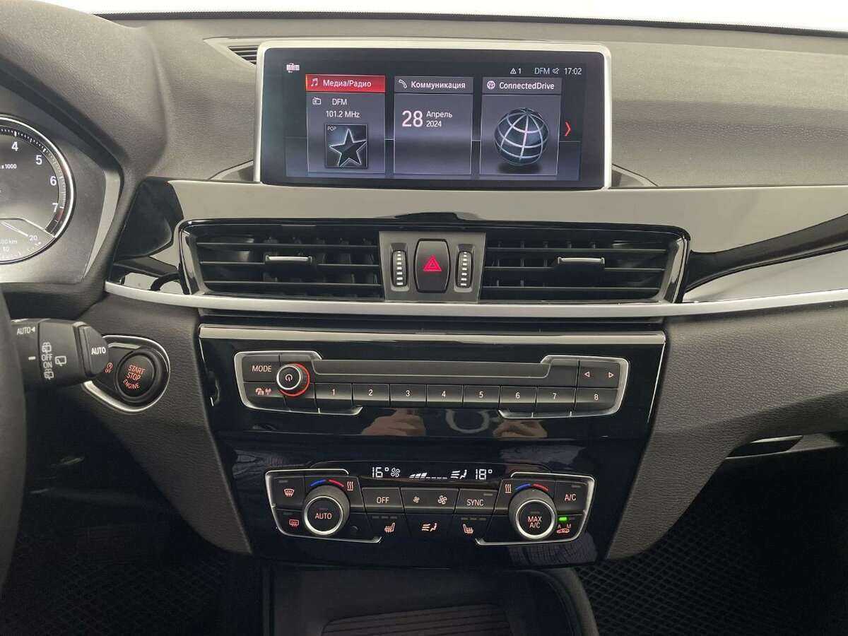 Б/У БМВ Икс1 2021 года. Фото: #10