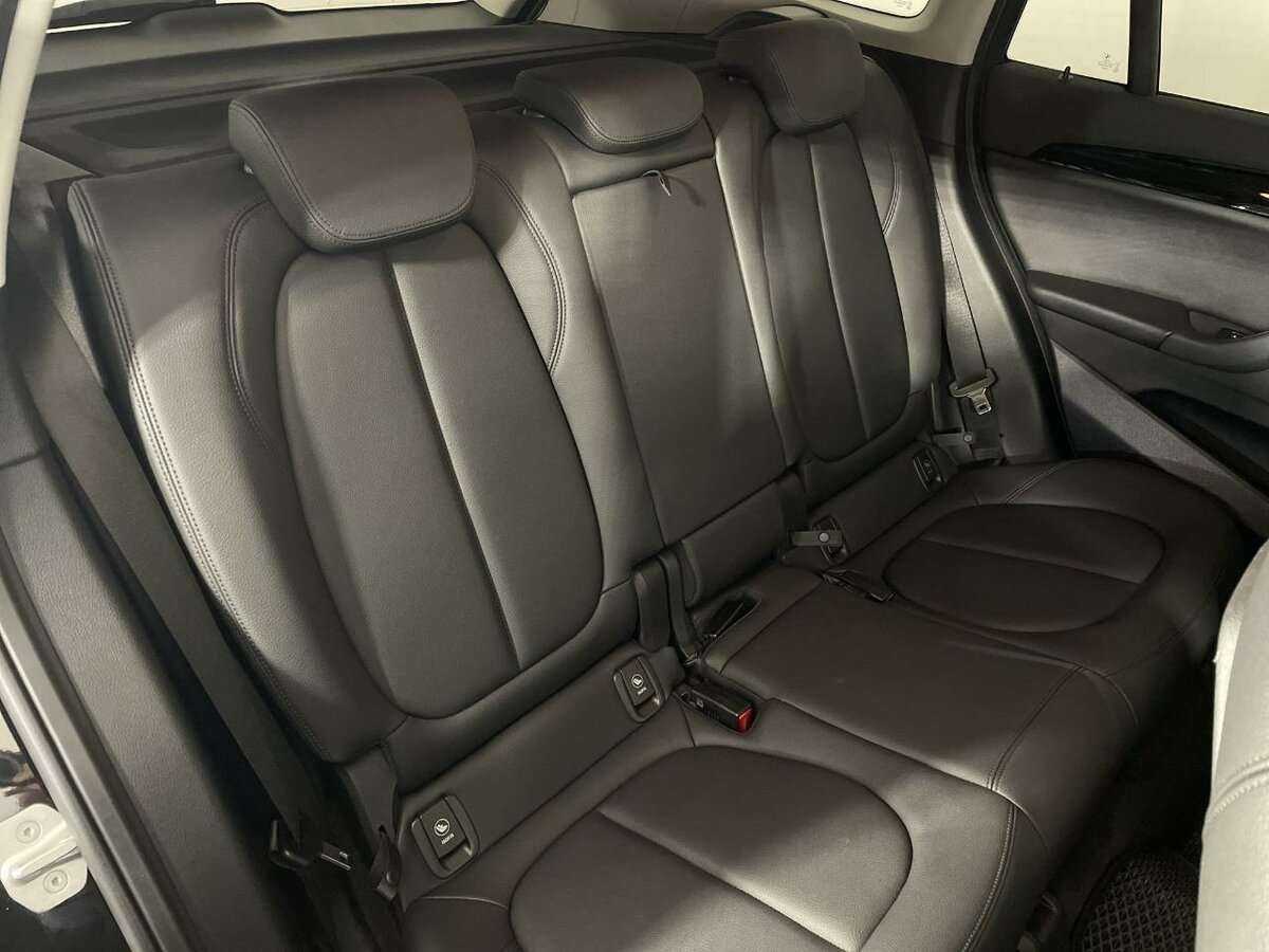 Б/У БМВ Икс1 2021 года. Фото: #13