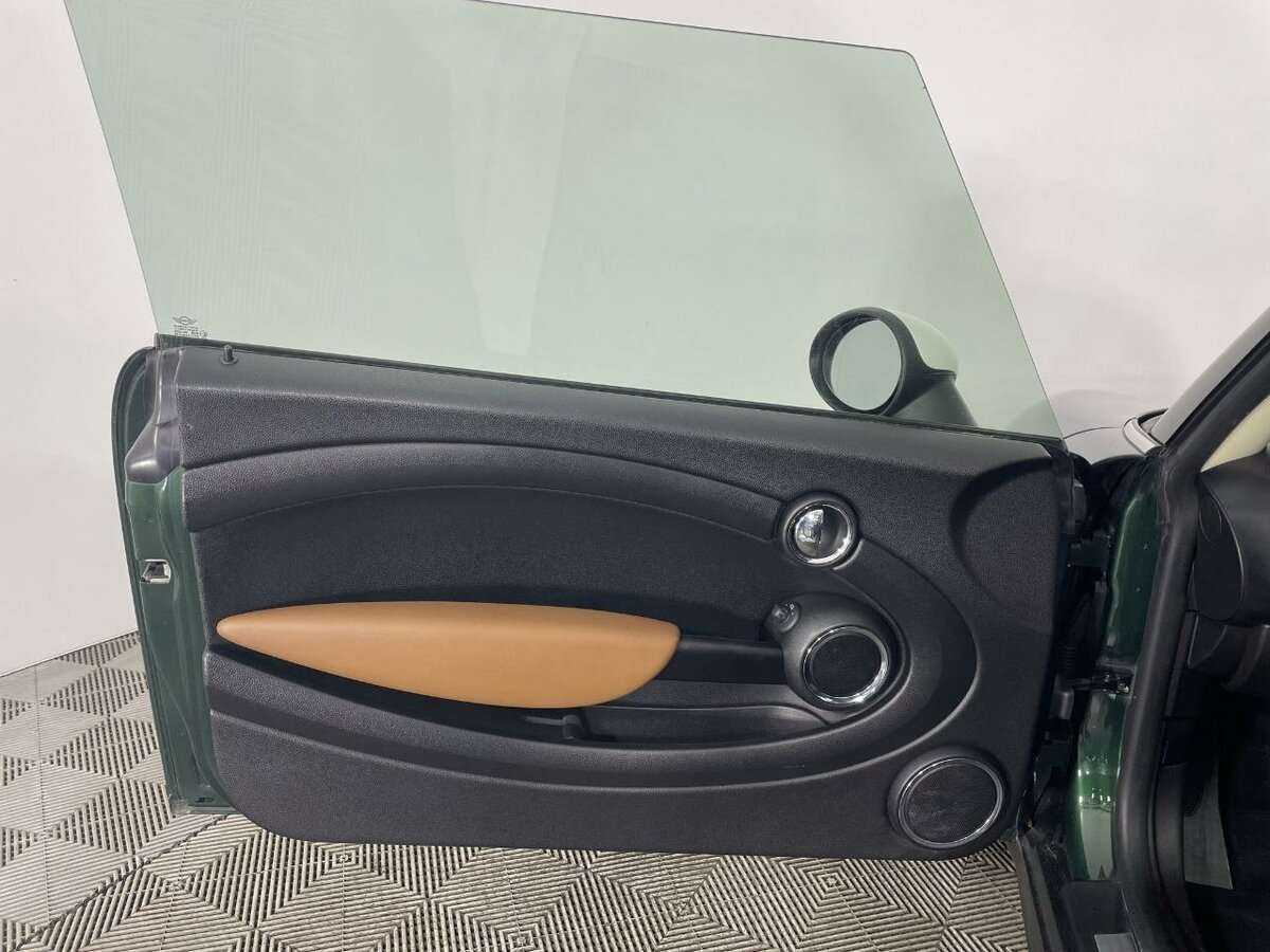 Б/У Мини Хэтч 2012 года. Фото: #7