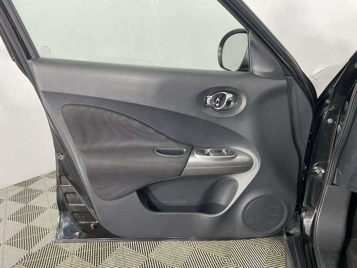 Б/У Ниссан Жук 2011 года. Фото: #7