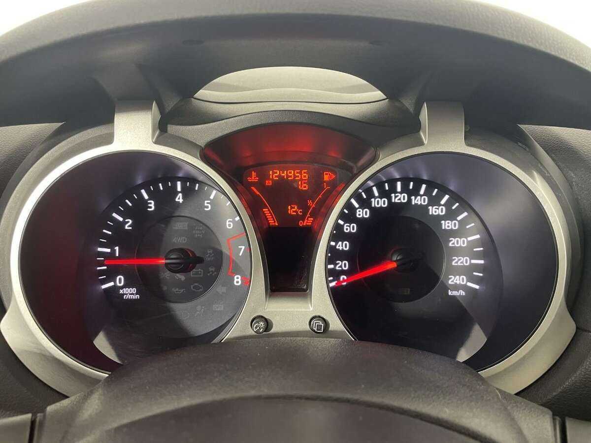 Б/У Ниссан Жук 2011 года. Фото: #10