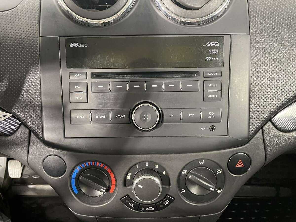 Б/У Шевроле Авео 2009 года. Фото: #10