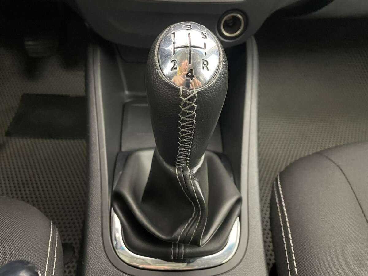 Б/У Рено Флюенс 2015 года. Фото: #12