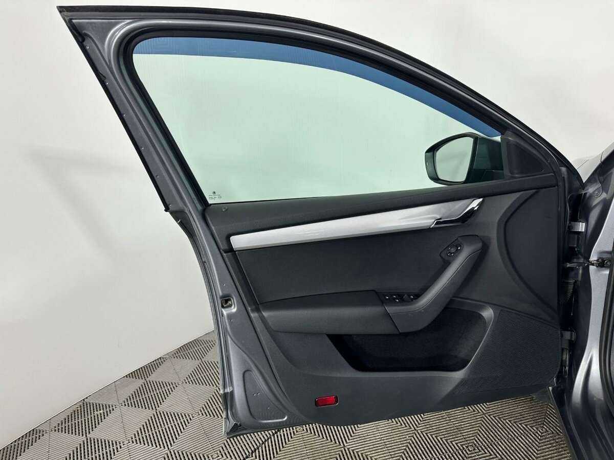 Б/У Шкода Октавия 2016 года. Фото: #7