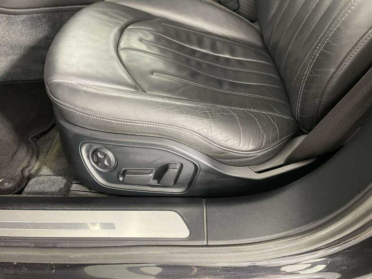 Б/У Ауди А8 2011 года. Фото: #9