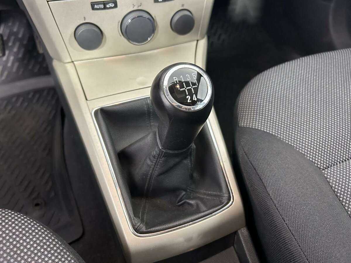 Б/У Опель Астра 2008 года. Фото: #11