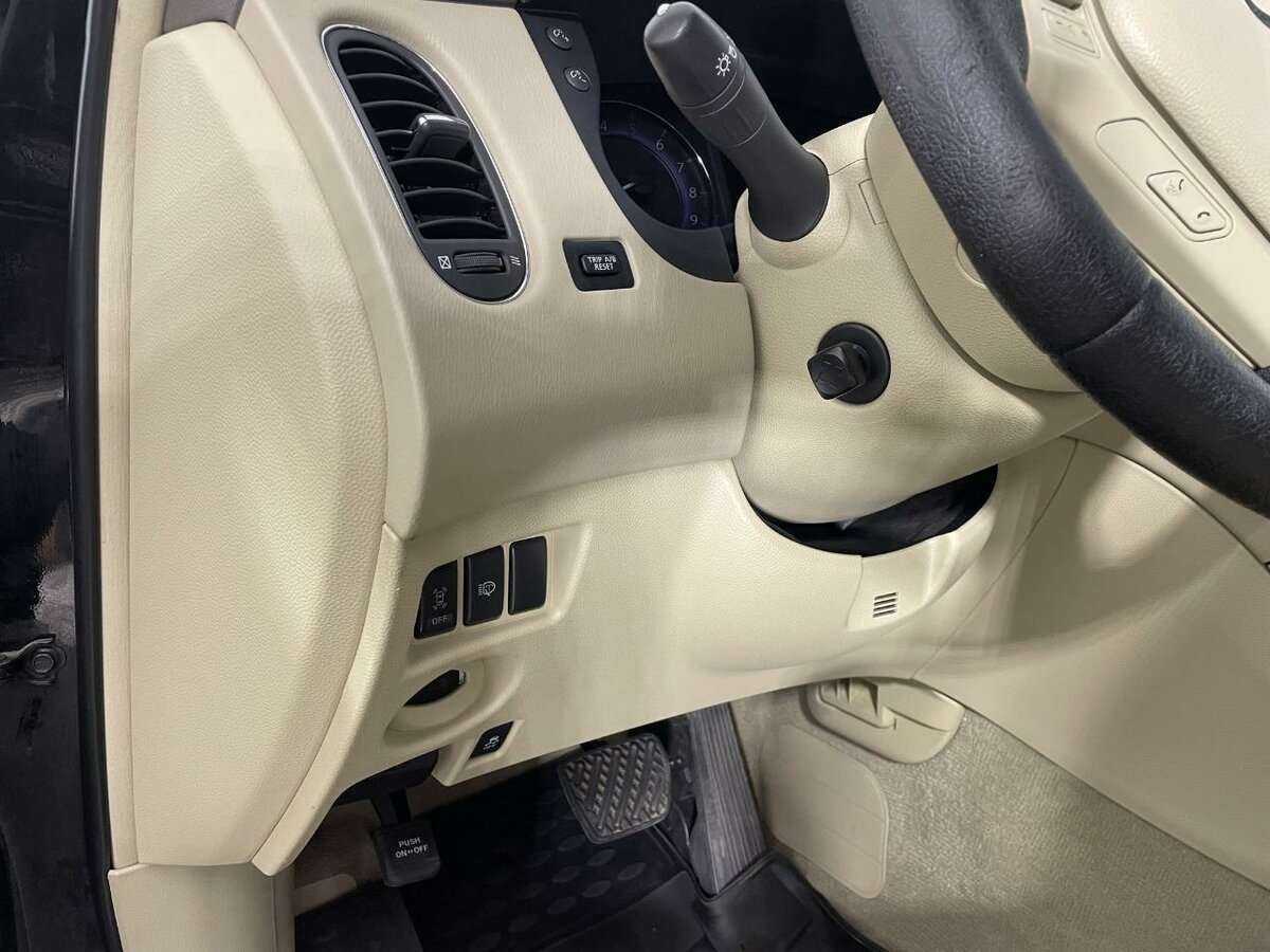 Б/У Инфинити ЕИкс 2011 года. Фото: #6