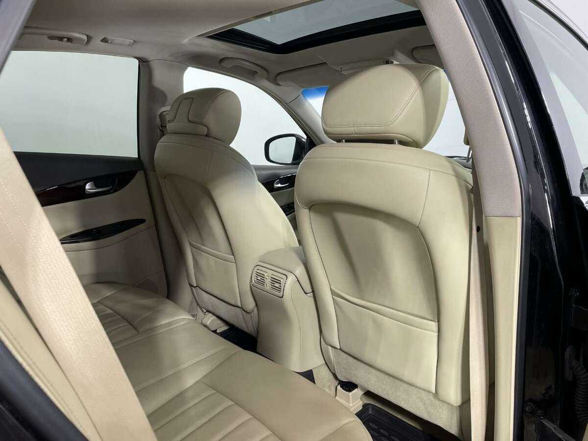 Б/У Инфинити ЕИкс 2011 года. Фото: #14