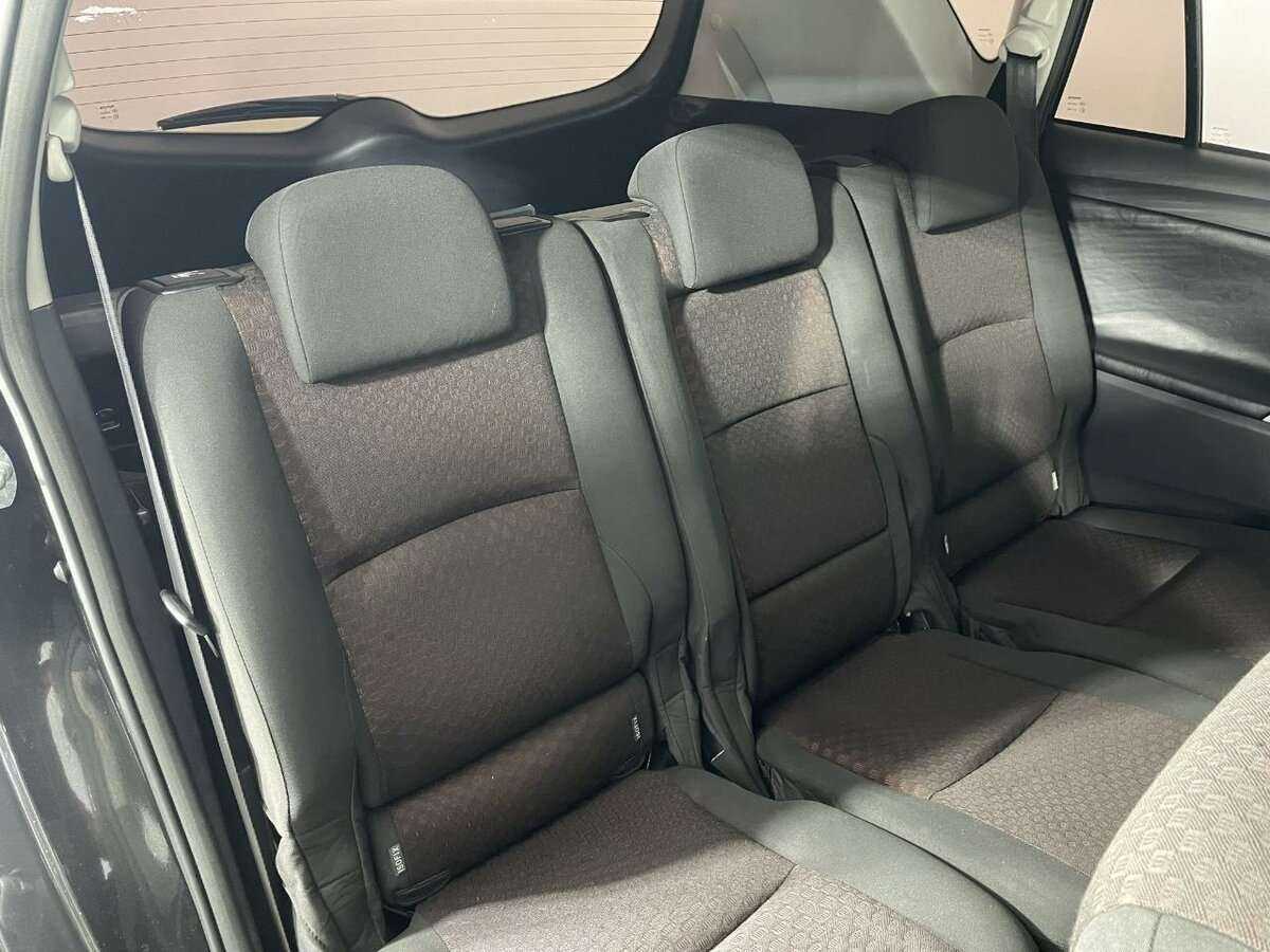 Б/У Тойота Версо 2011 года. Фото: #14