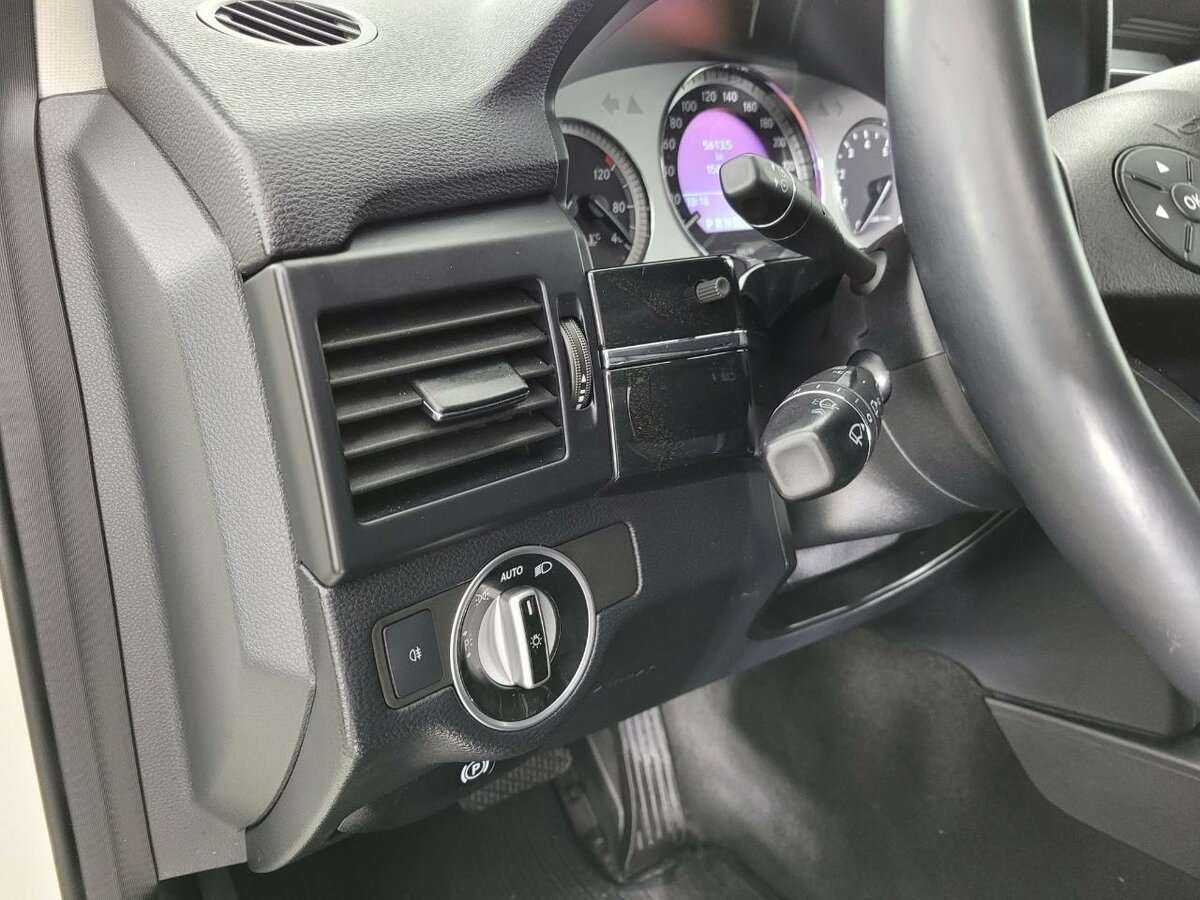 Б/У Мерседес-Бенц ГЛК-Класс 2012 года. Фото: #8