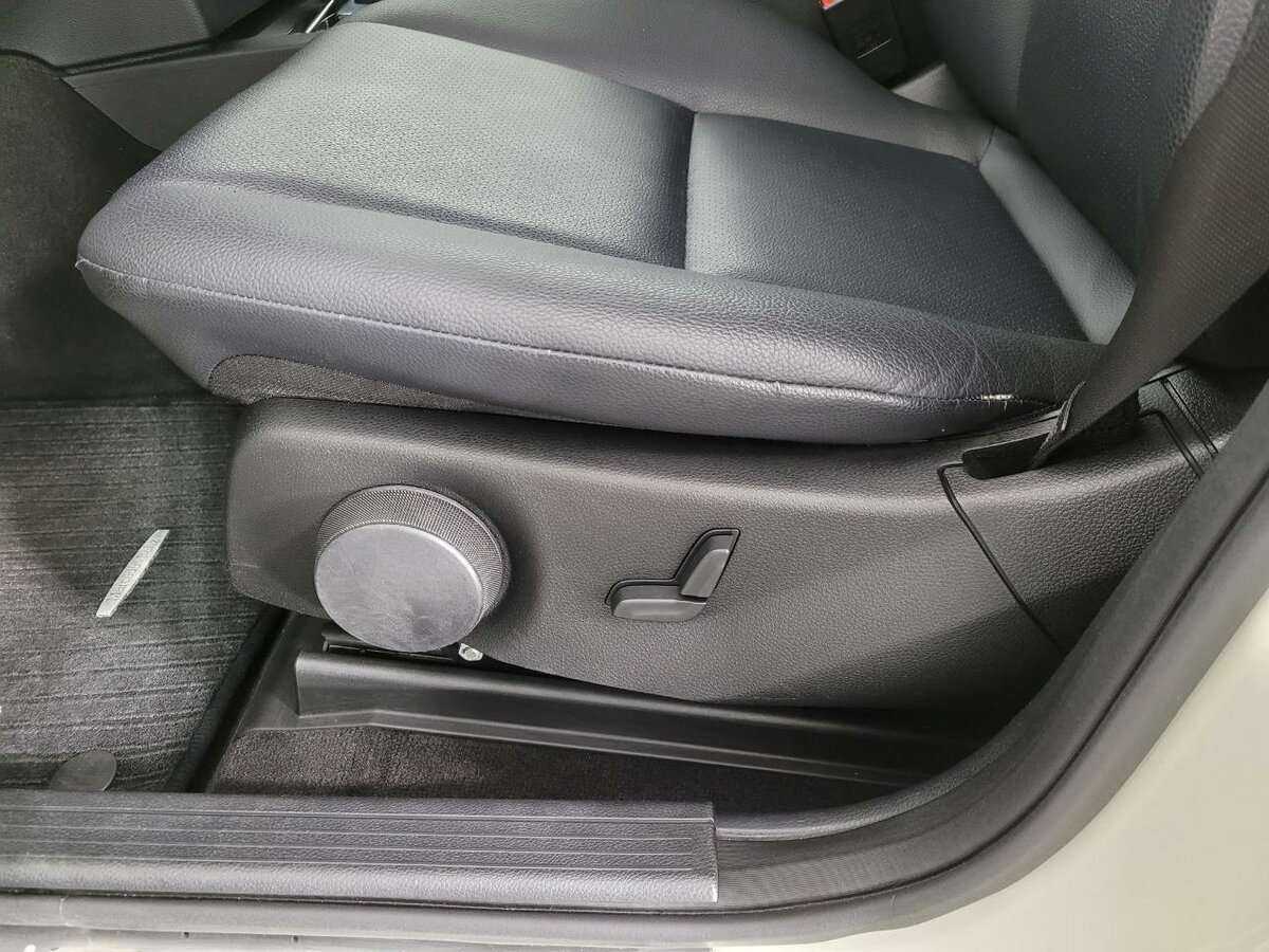 Б/У Мерседес-Бенц ГЛК-Класс 2012 года. Фото: #9