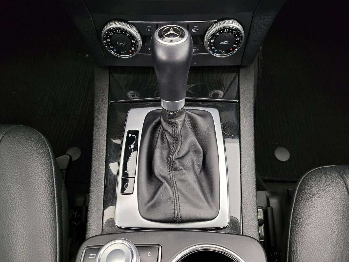 Б/У Мерседес-Бенц ГЛК-Класс 2012 года. Фото: #12