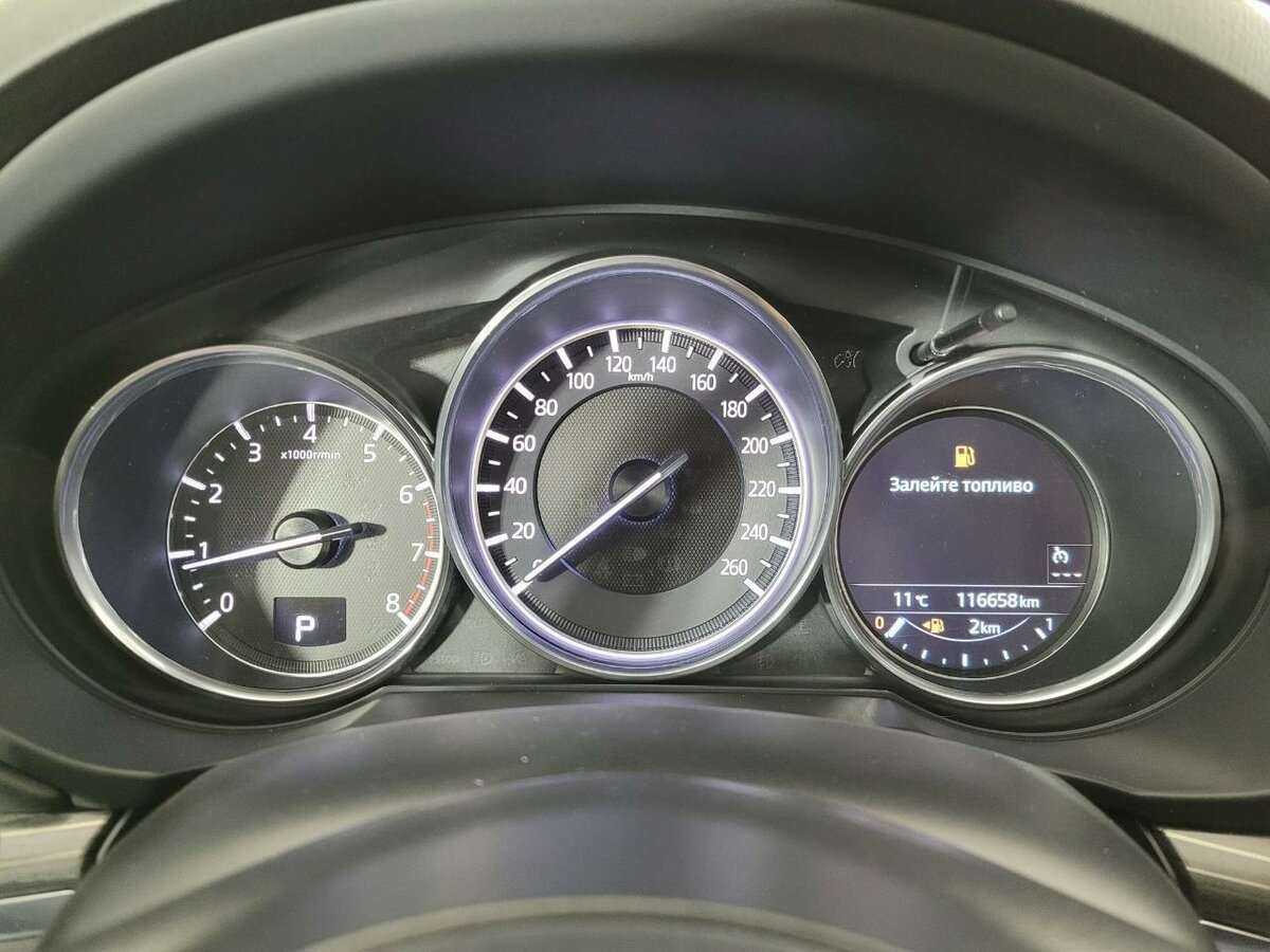 Б/У Мазда Ц-Икс-5 2017 года. Фото: #10