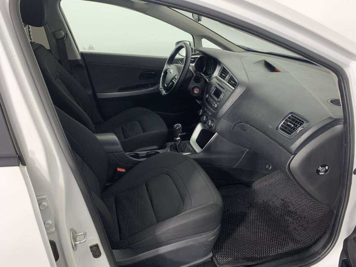 Б/У Киа Сид 2017 года. Фото: #12