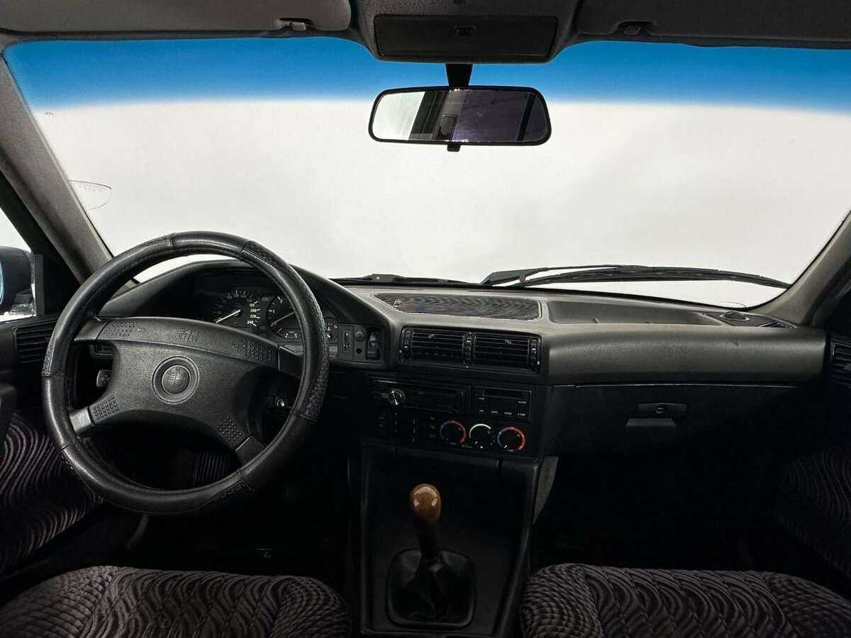 Б/У БМВ 5 серии 1993 года. Фото: #6