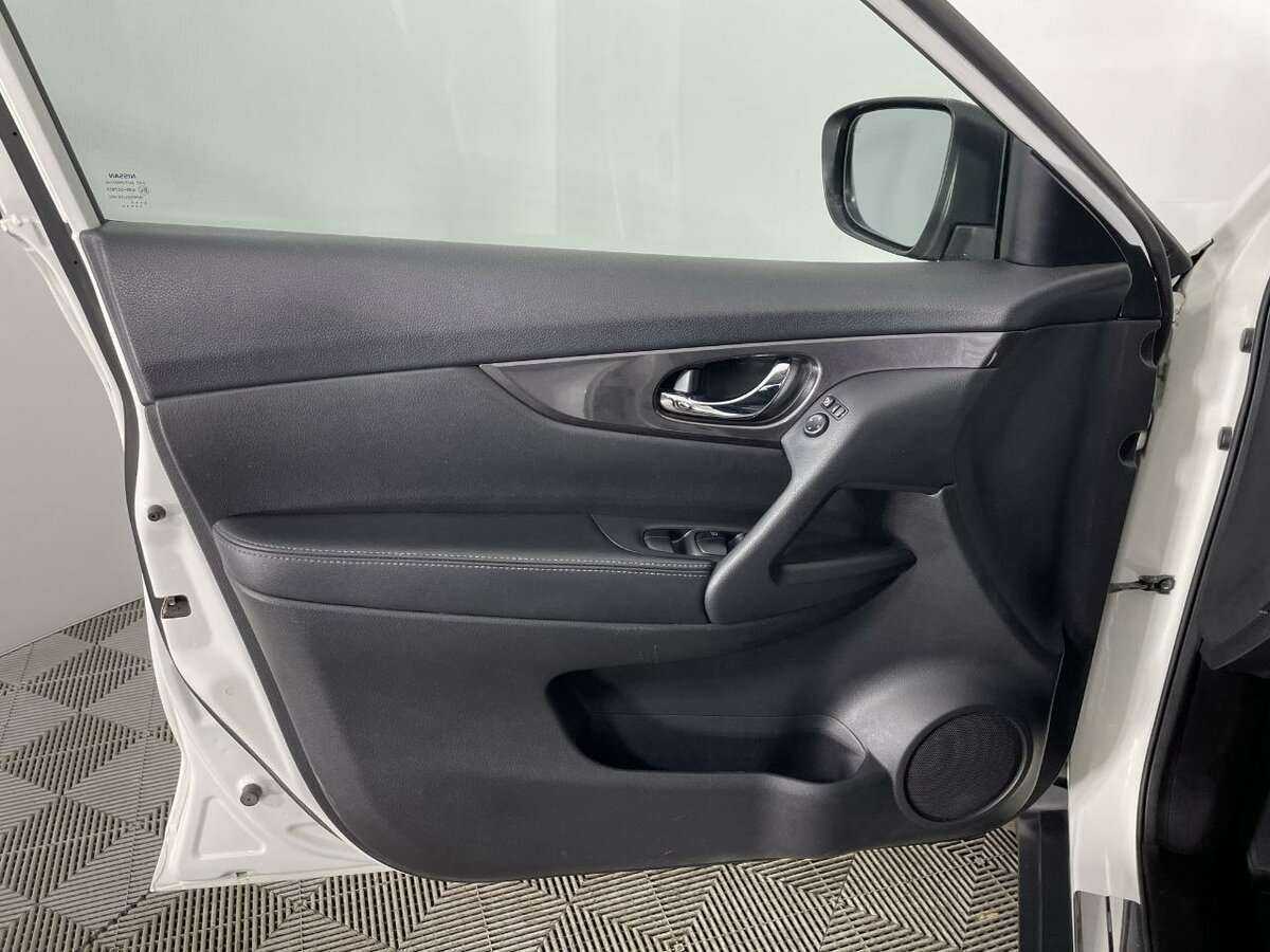 Б/У Ниссан Икс-Трейл 2020 года. Фото: #7