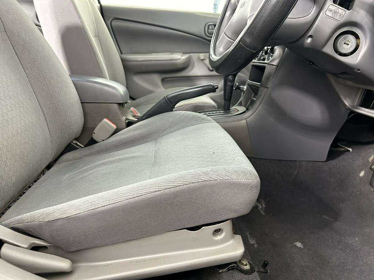 Б/У Ниссан Санни 2004 года. Фото: #9