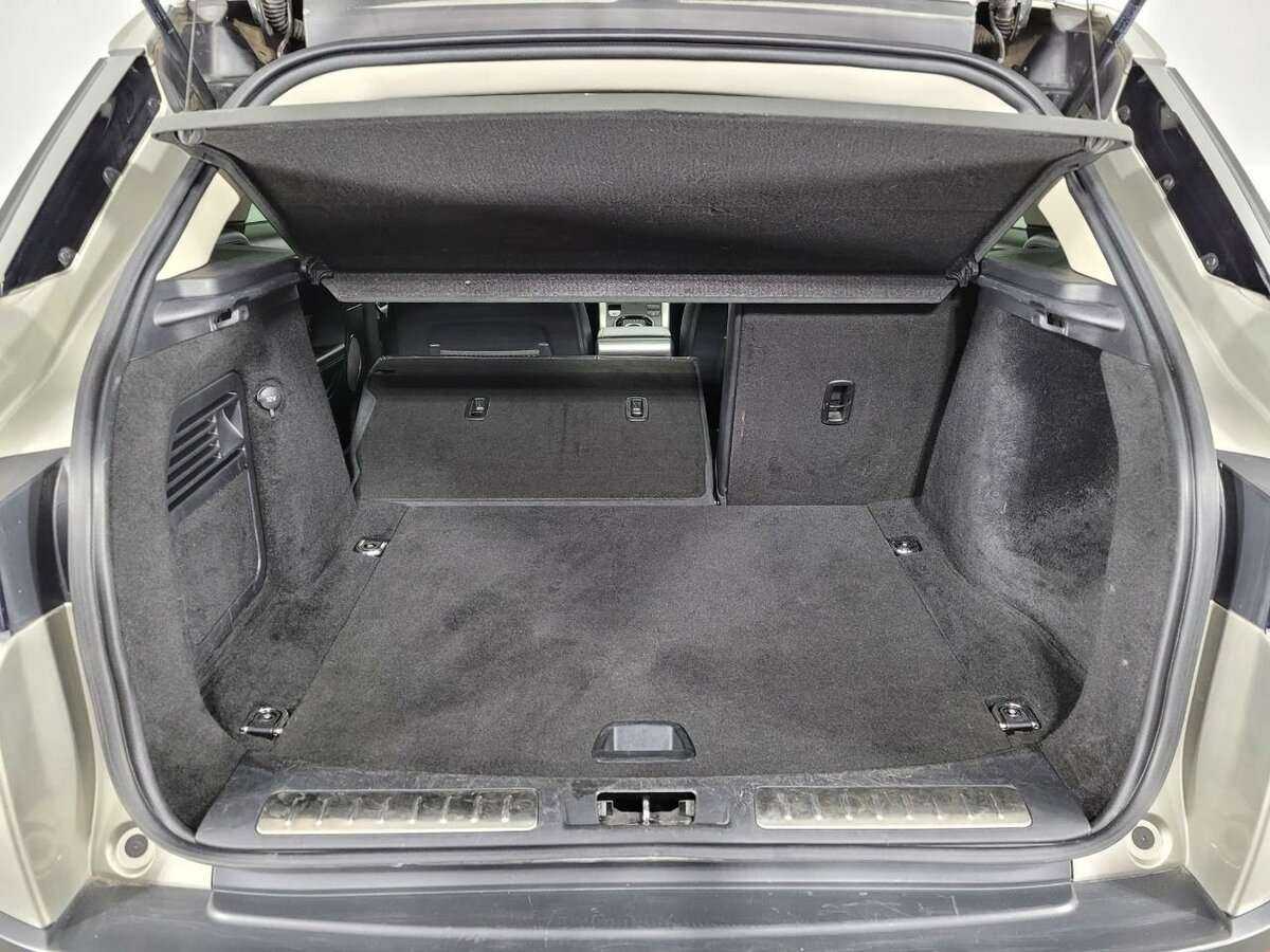 Б/У Лэнд Ровер Рэнж Ровер Эвок 2011 года. Фото: #16