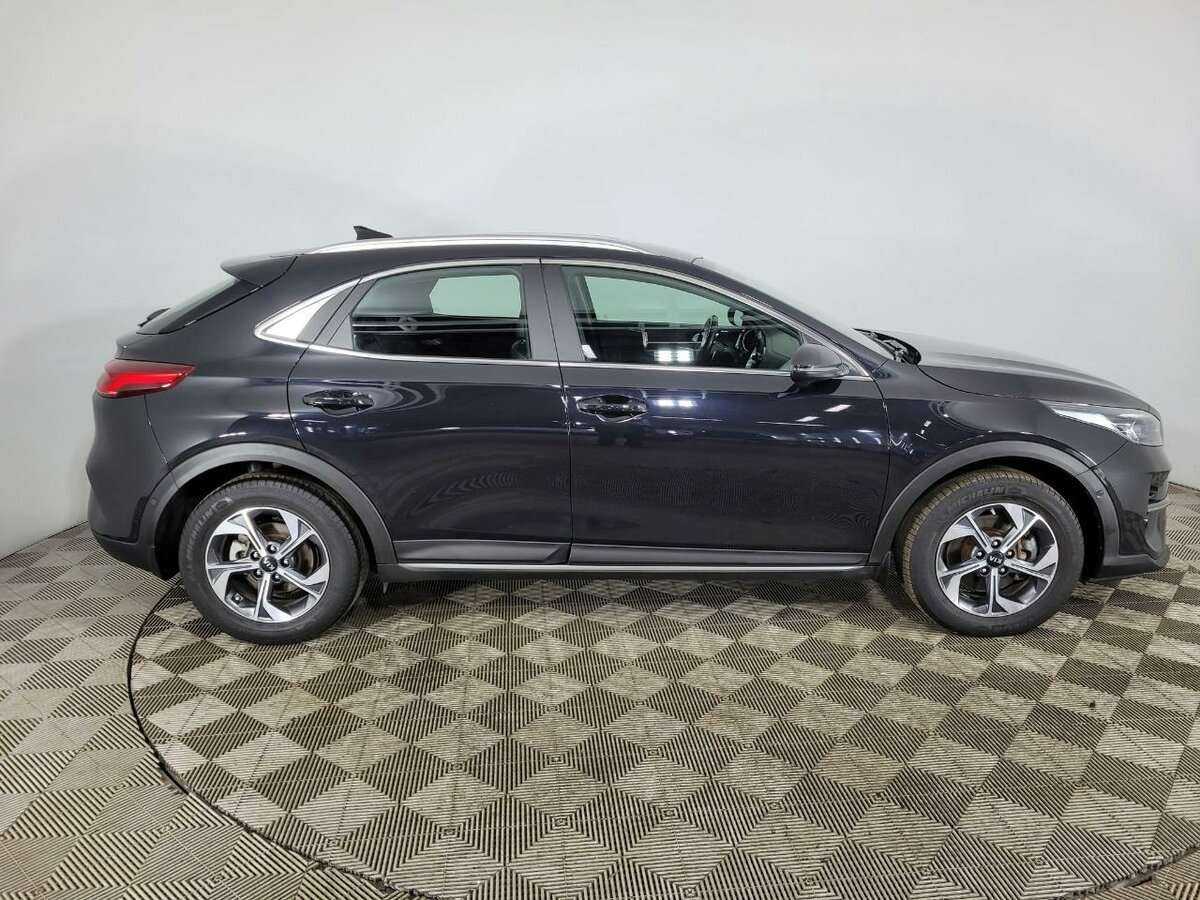 Б/У Киа Икс-Сид 2021 года. Фото: #2