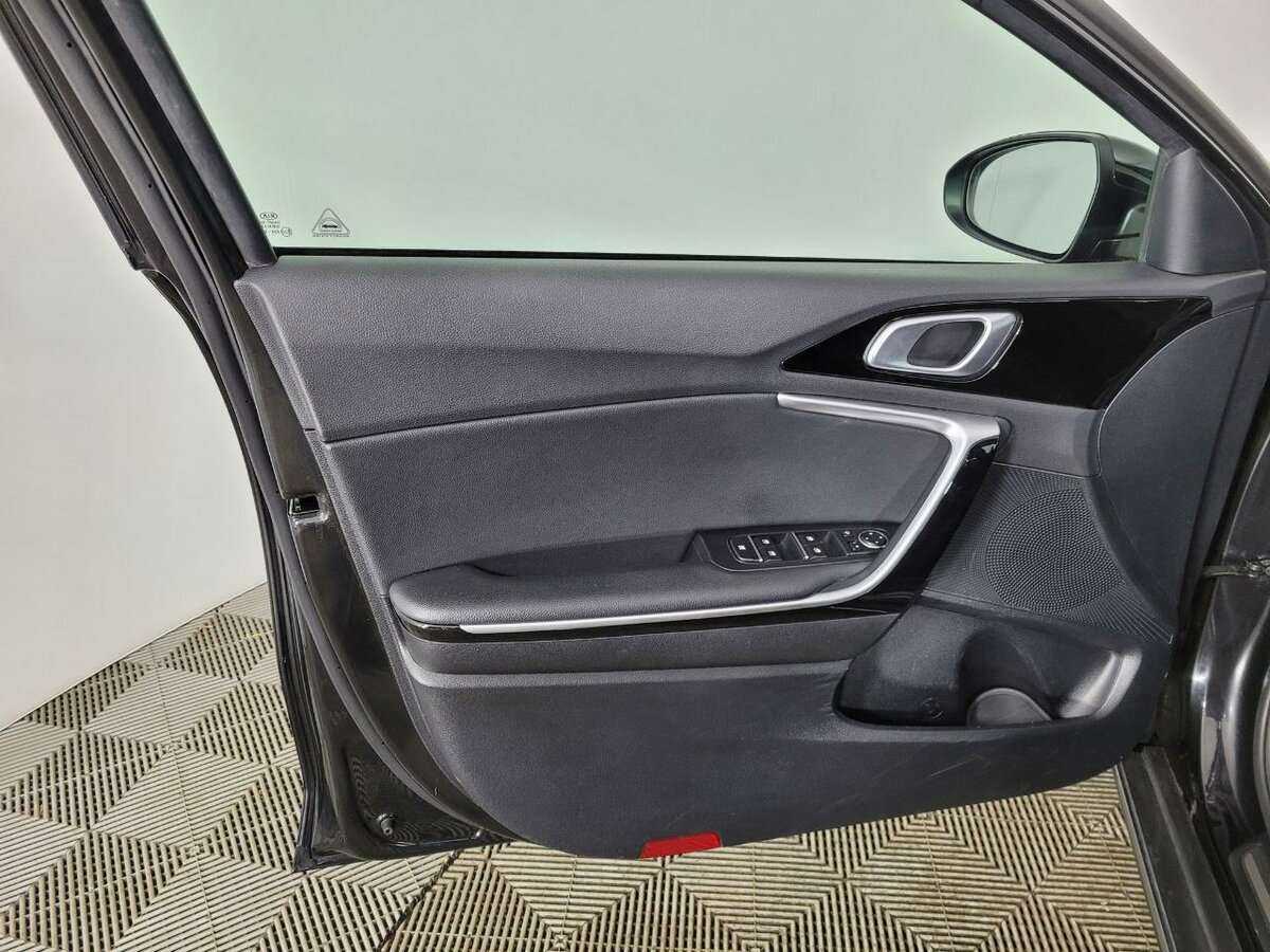 Б/У Киа Икс-Сид 2021 года. Фото: #6