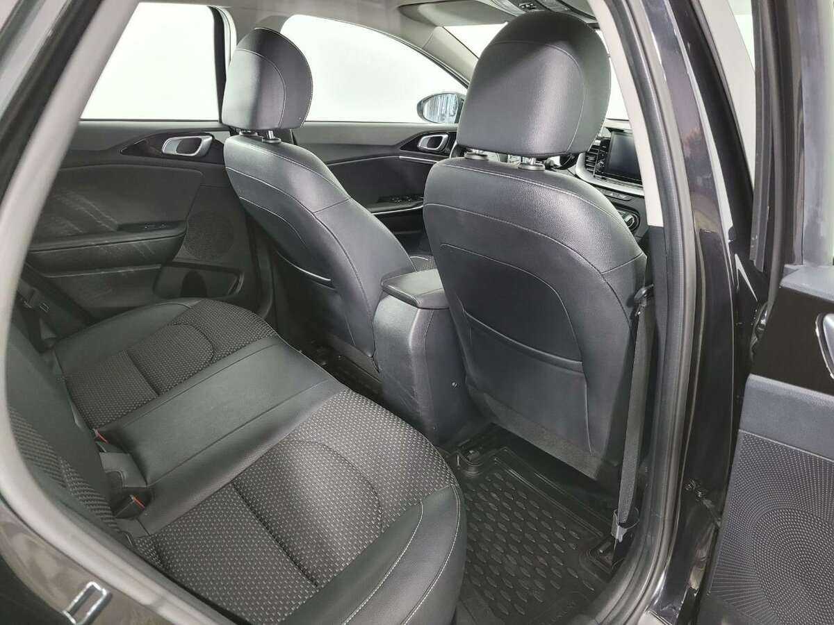 Б/У Киа Икс-Сид 2021 года. Фото: #14