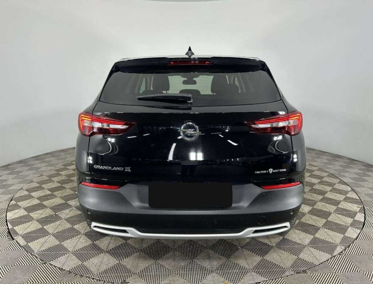Б/У Опель Грандлэнд 2021 года. Фото: #2