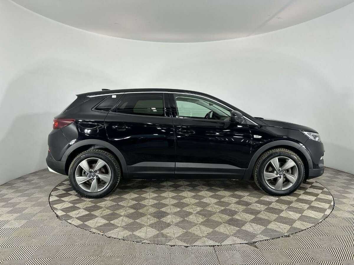 Б/У Опель Грандлэнд 2021 года. Фото: #3