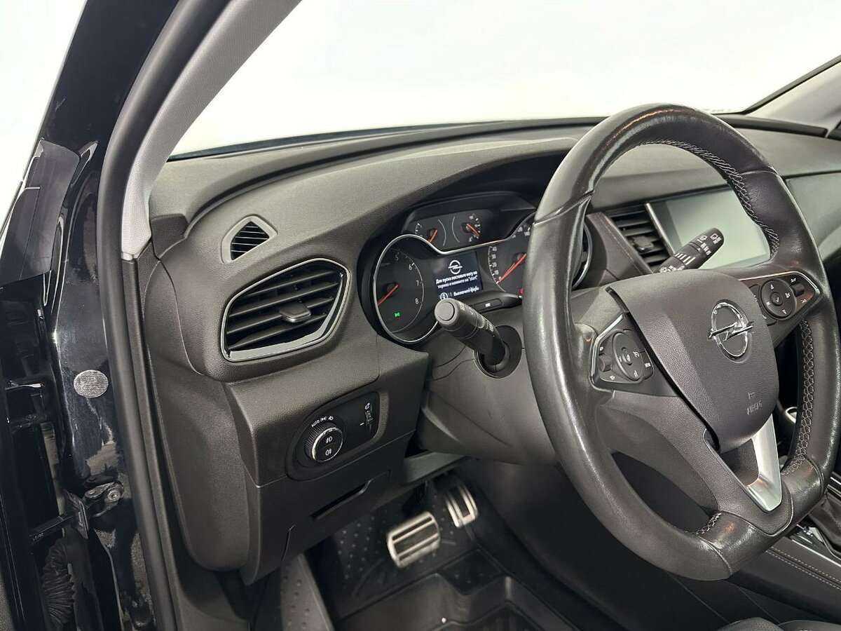 Б/У Опель Грандлэнд 2021 года. Фото: #8