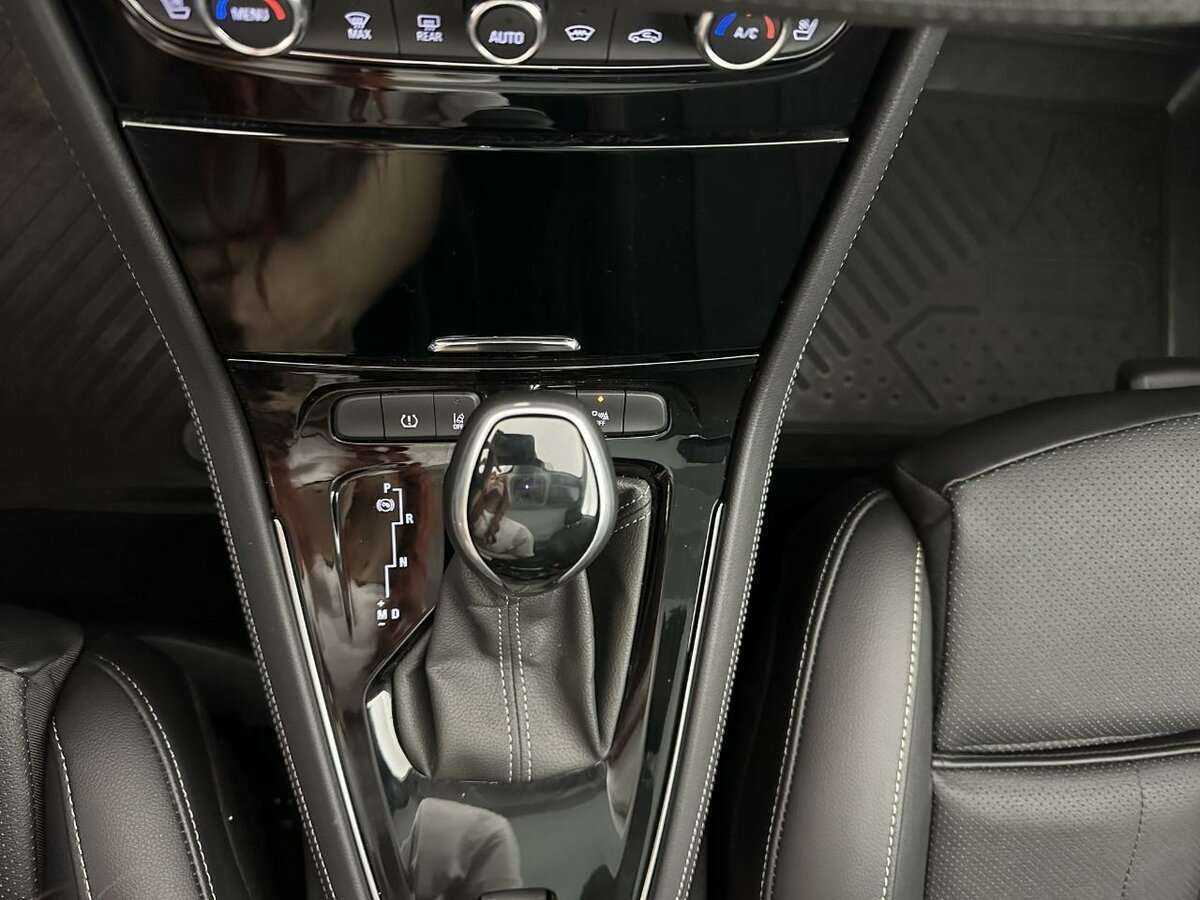 Б/У Опель Грандлэнд 2021 года. Фото: #12