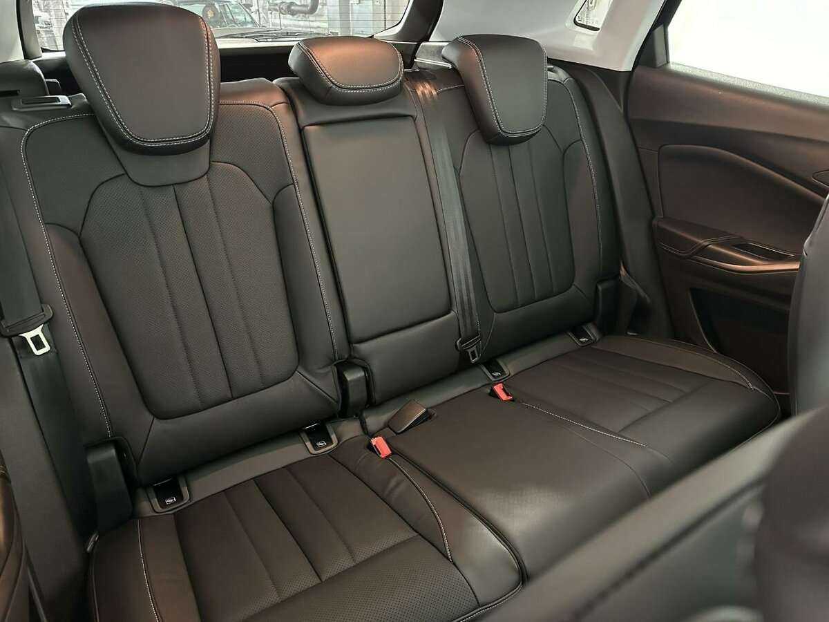 Б/У Опель Грандлэнд 2021 года. Фото: #15