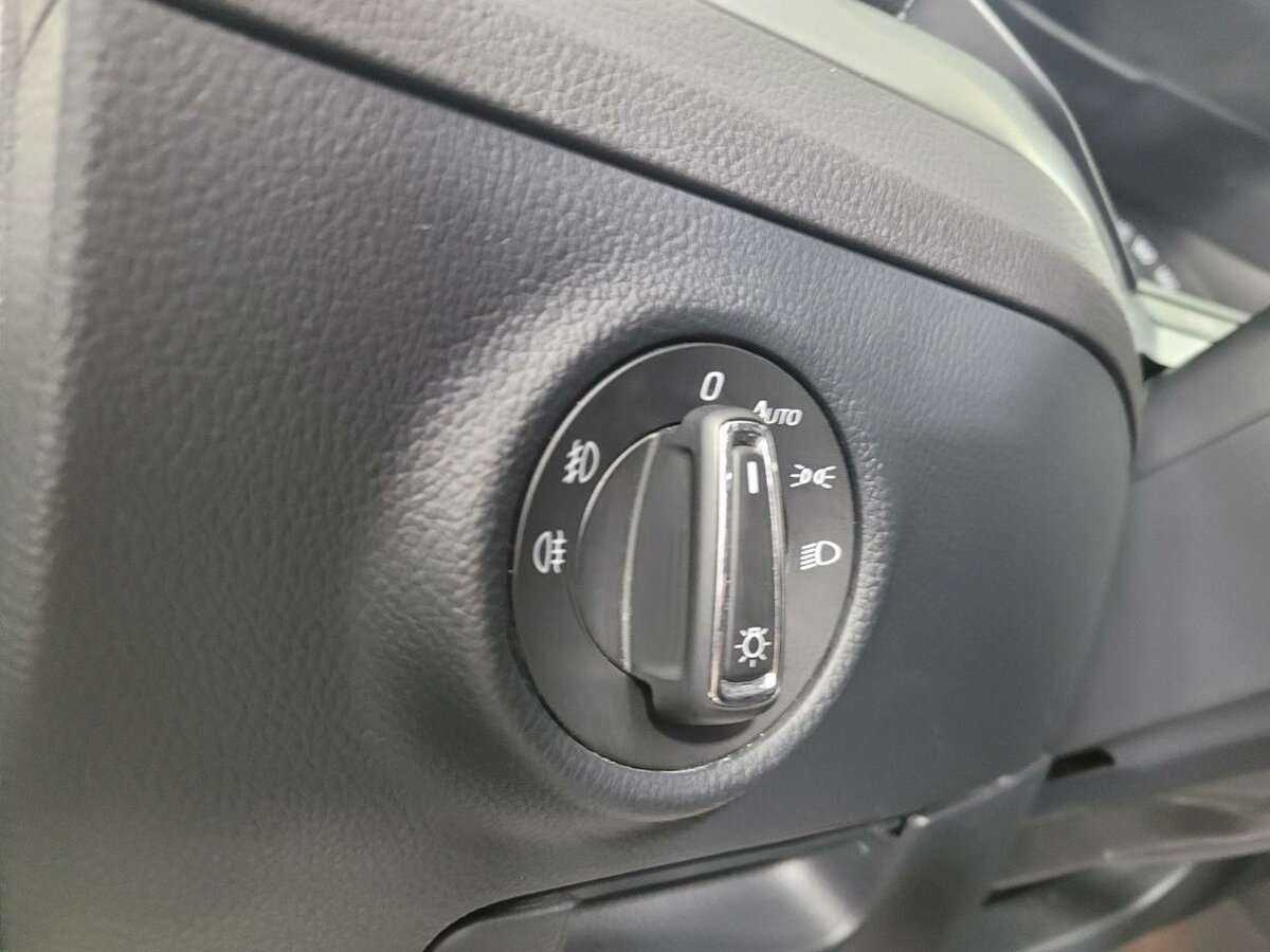 Б/У Шкода Суперб 2016 года. Фото: #8