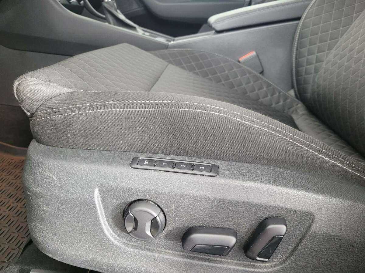 Б/У Шкода Суперб 2016 года. Фото: #9