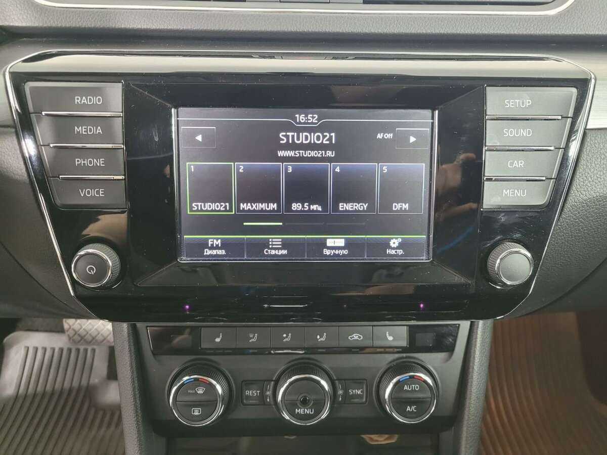 Б/У Шкода Суперб 2016 года. Фото: #11